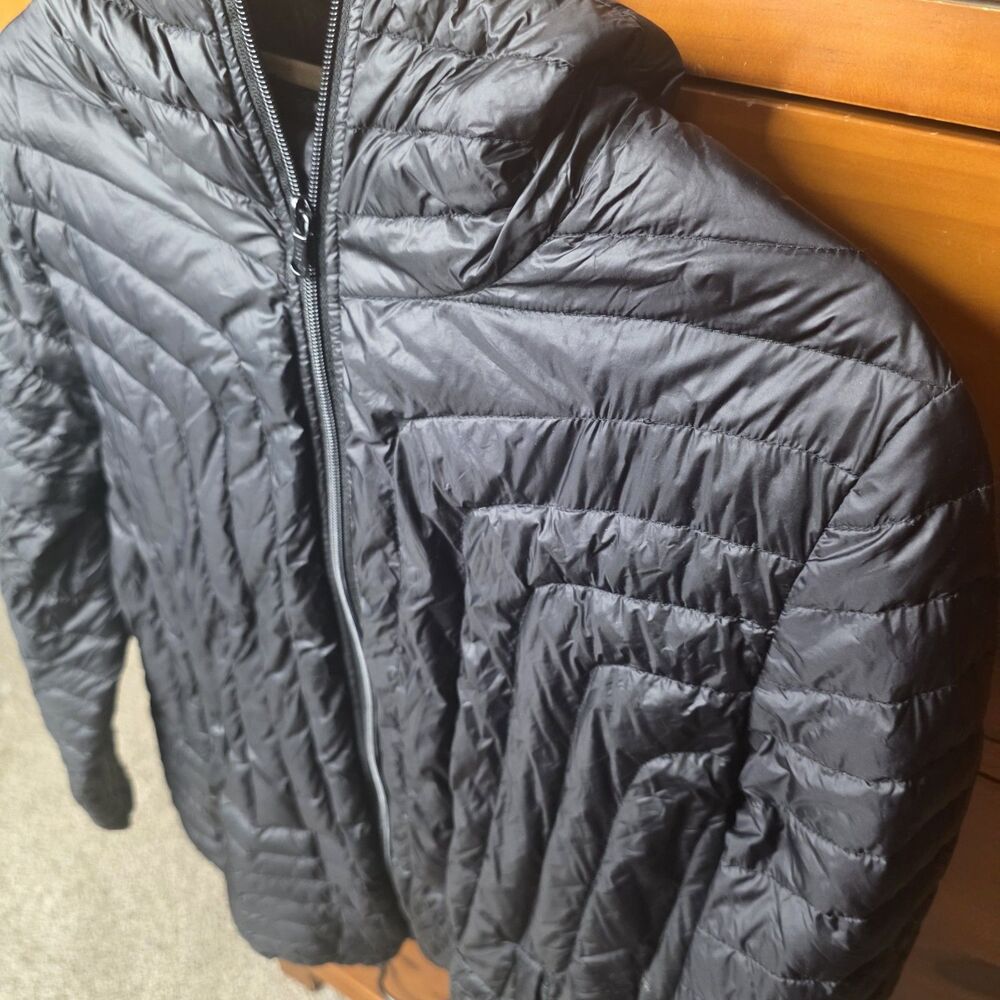 Halifax Traders Puffer Jacket Size XL Black Zip Hood Packable Lightweight - Picture 2 of 8